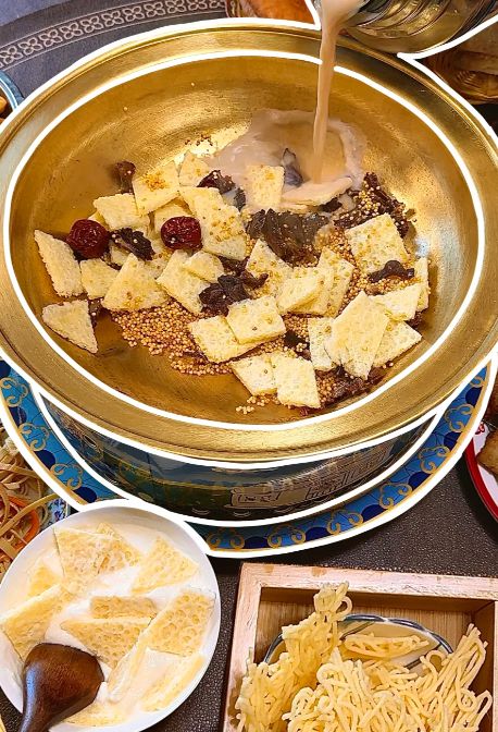 多少钱怎么玩八天内蒙旅游攻略惊险刺激路线冰球突破豪华版手机版内蒙8天双人定制游(图1)